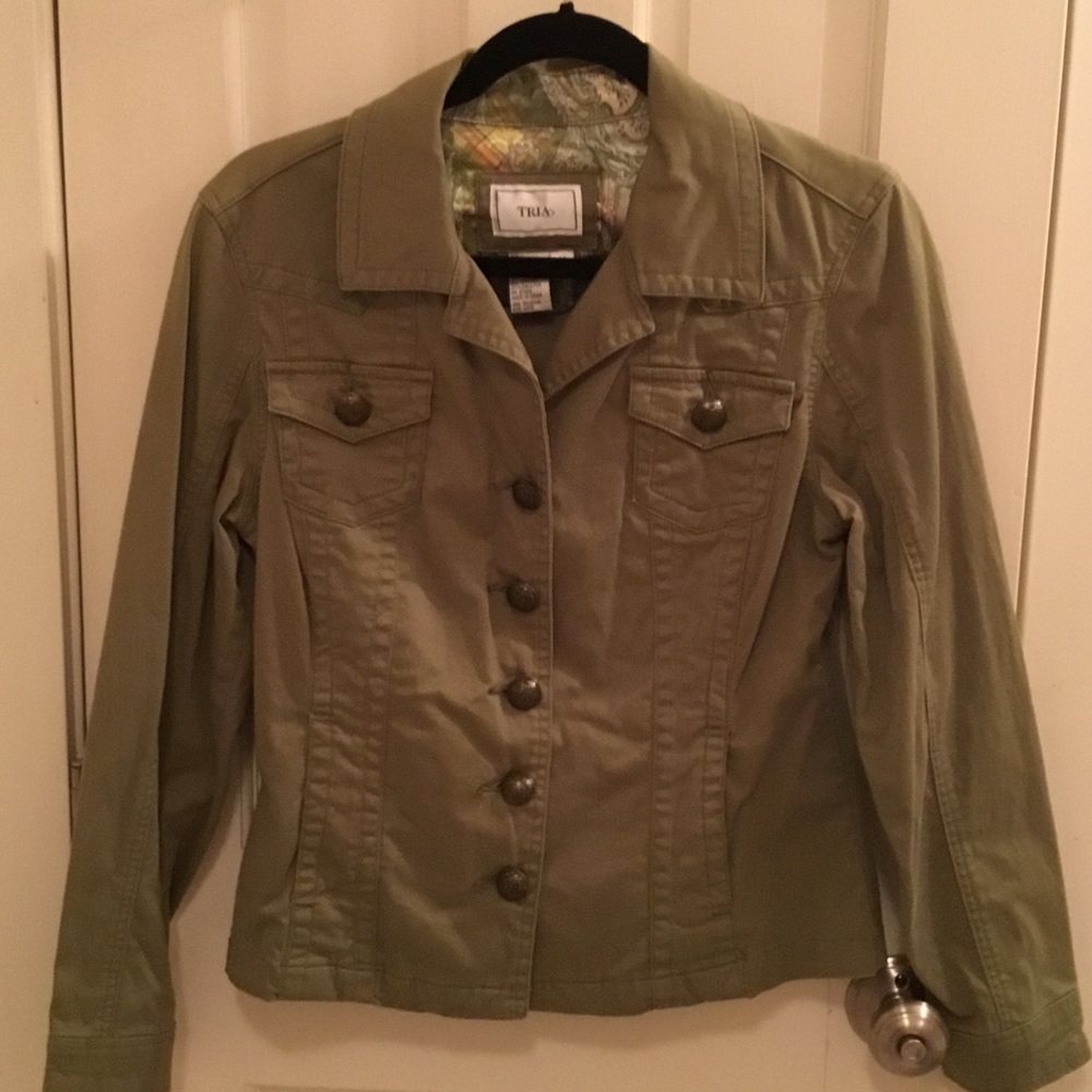 Cute sage/moss green jacket